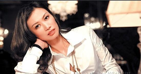 傳奇與爭(zhēng)議 鄧文迪的婚姻抉擇與人生密碼